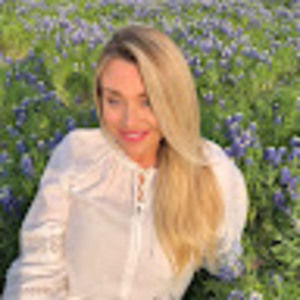 Meet your Posher, Whitney